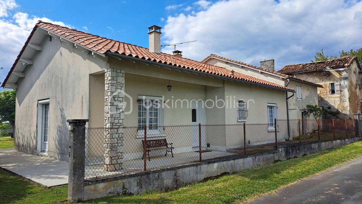 Maison à VERTEILLAC