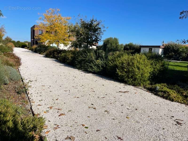 Maison à BAZOGES-EN-PAILLERS