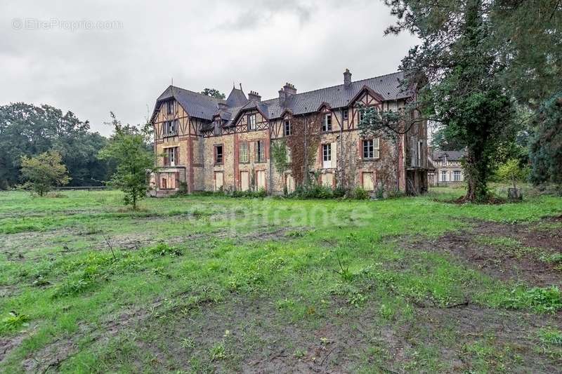 Maison à CLAIREFONTAINE-EN-YVELINES