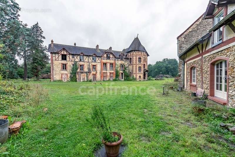 Maison à CLAIREFONTAINE-EN-YVELINES