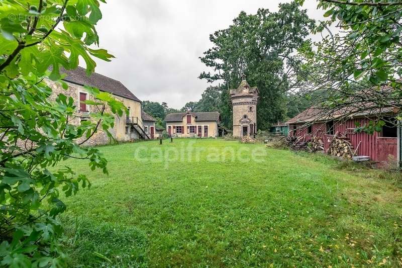 Maison à CLAIREFONTAINE-EN-YVELINES