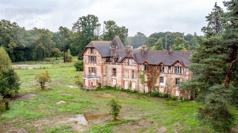 Maison à CLAIREFONTAINE-EN-YVELINES