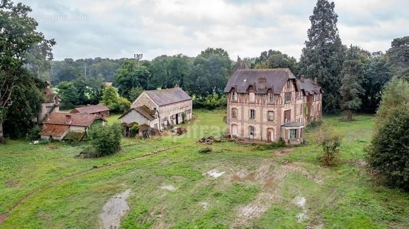 Maison à CLAIREFONTAINE-EN-YVELINES