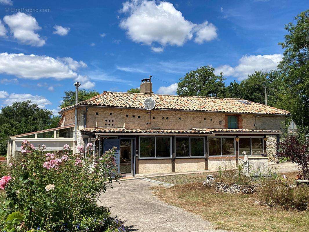 Maison à CAUSSADE