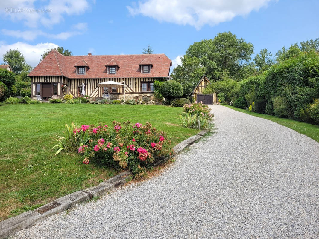 Maison à BEUVRON-EN-AUGE