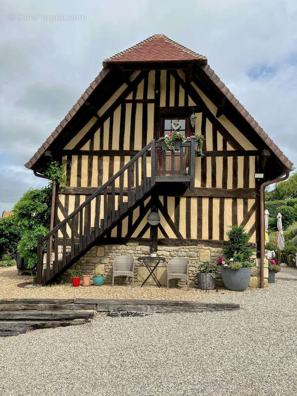 Maison à BEUVRON-EN-AUGE