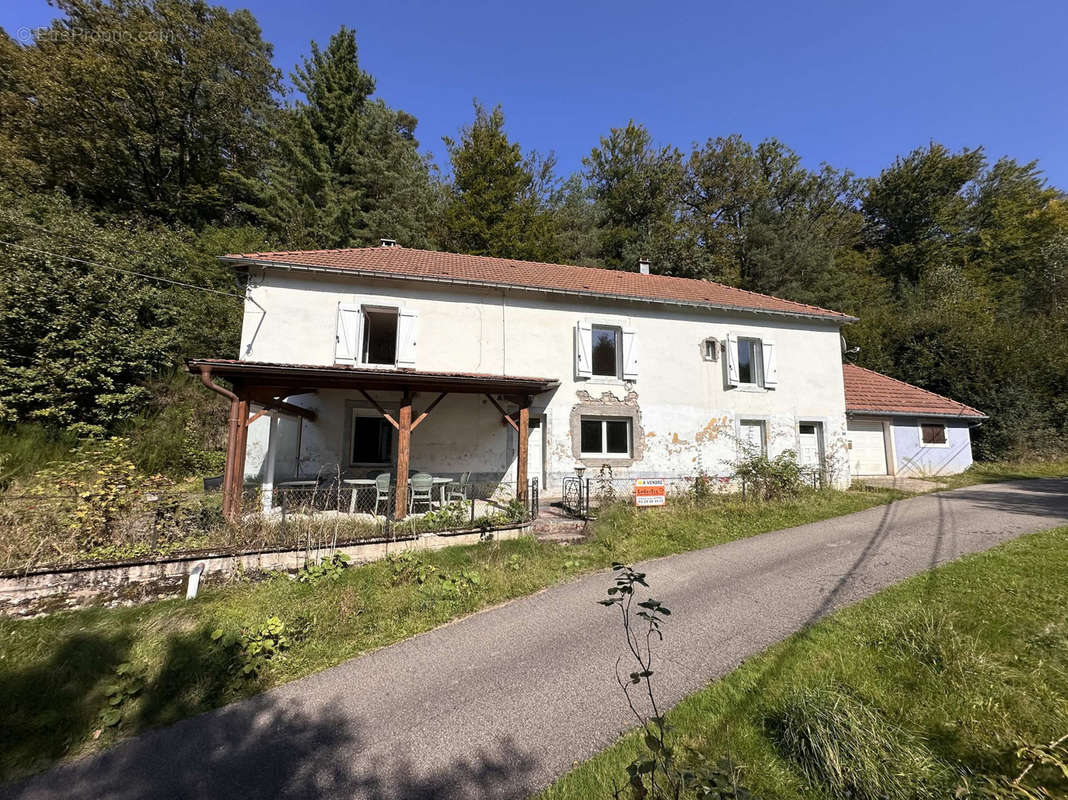 Maison à HENNEZEL