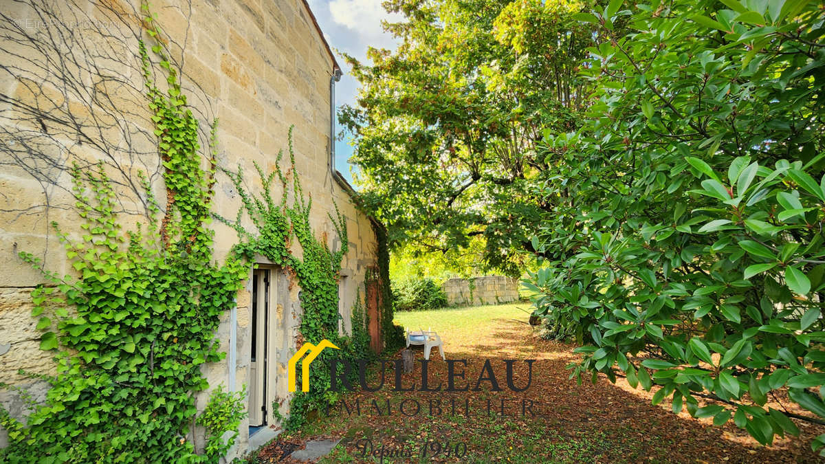 Maison à SAINT-ANDRE-DE-CUBZAC