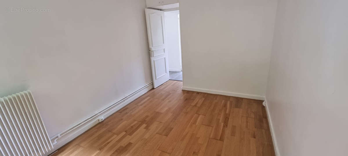 Appartement à LE PERREUX-SUR-MARNE