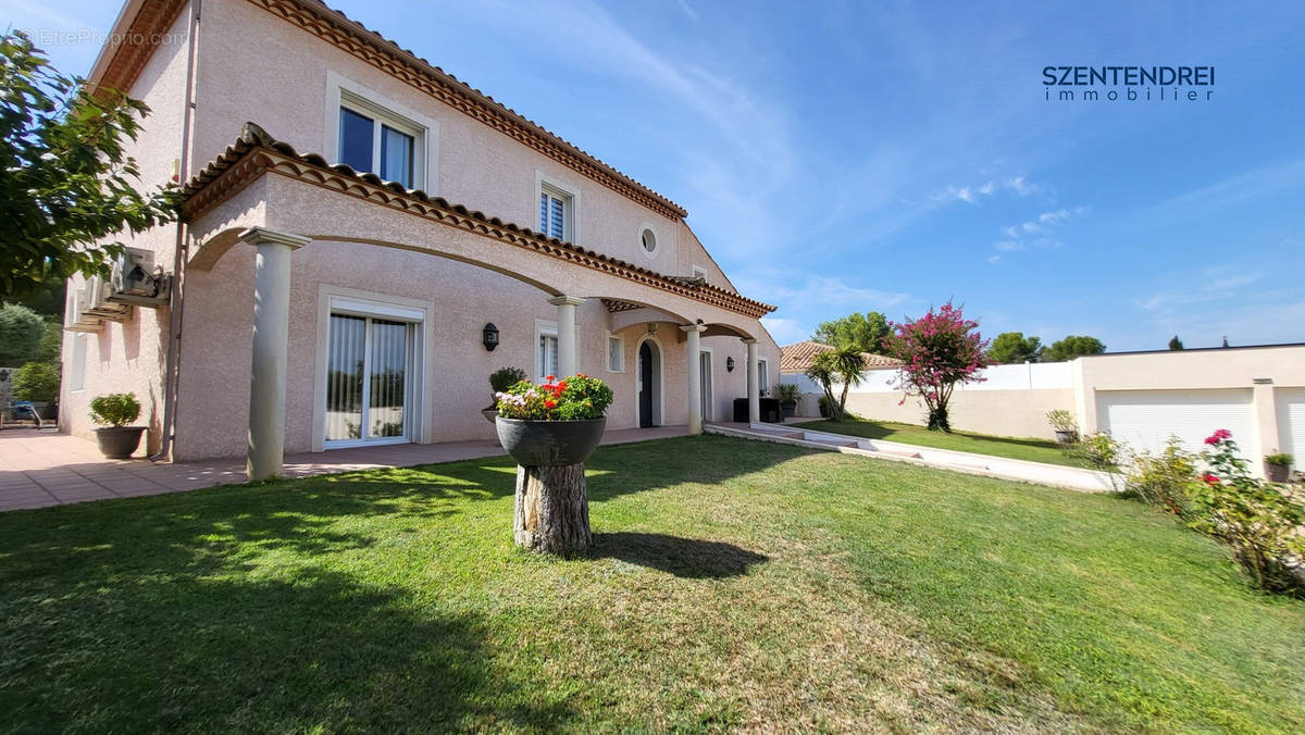 Maison à VILLETELLE