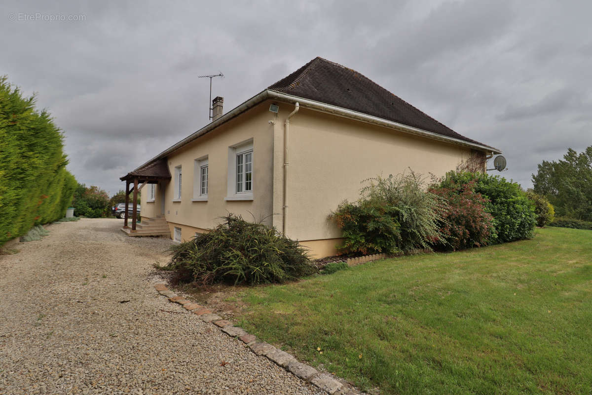 Maison à MARCILLY-SUR-SEINE