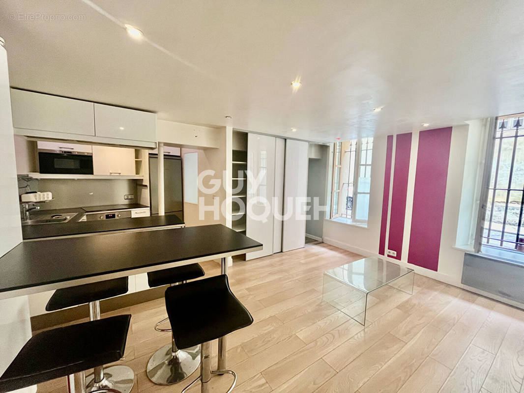 Appartement à VERSAILLES