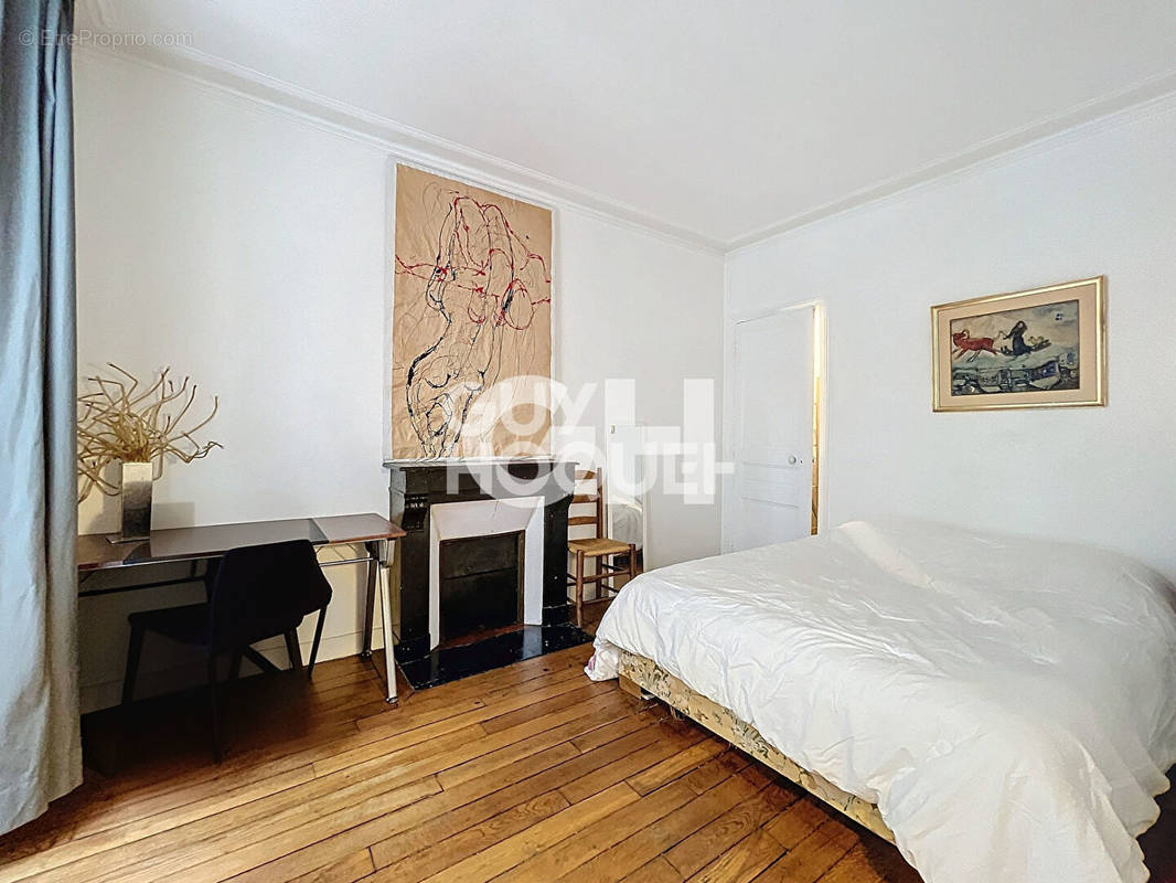 Appartement à PARIS-11E