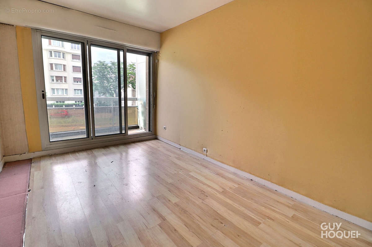 Appartement à NANTERRE