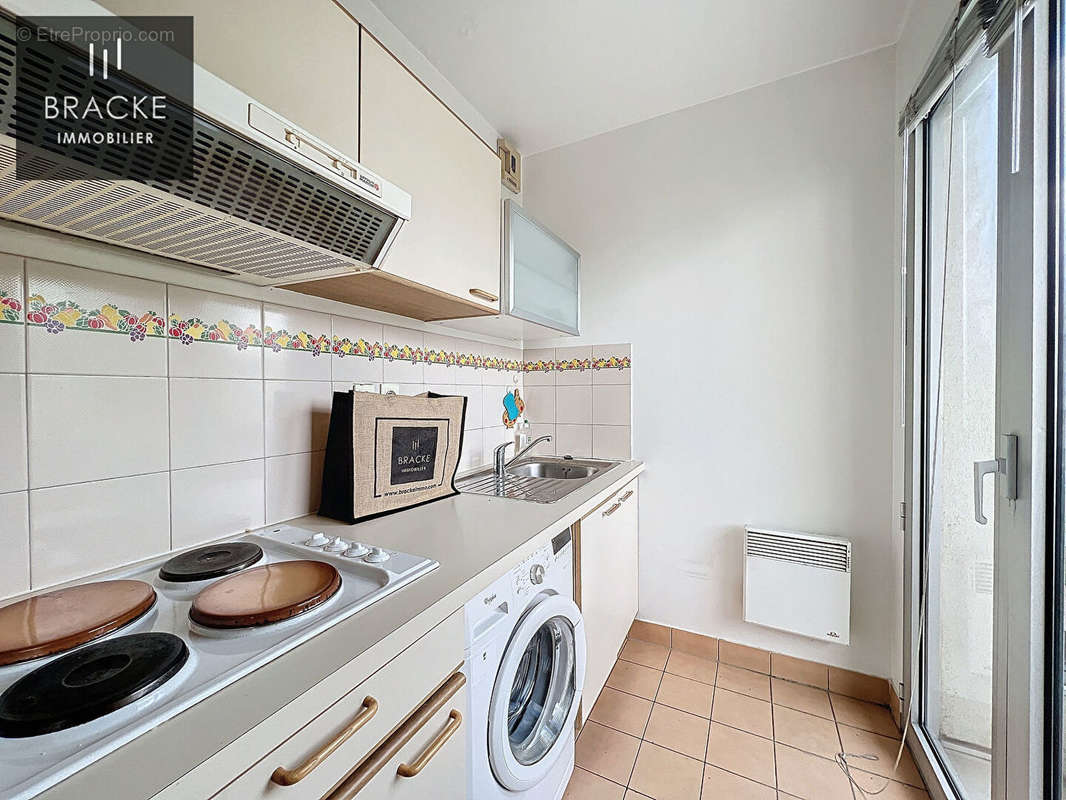 Appartement à COURBEVOIE