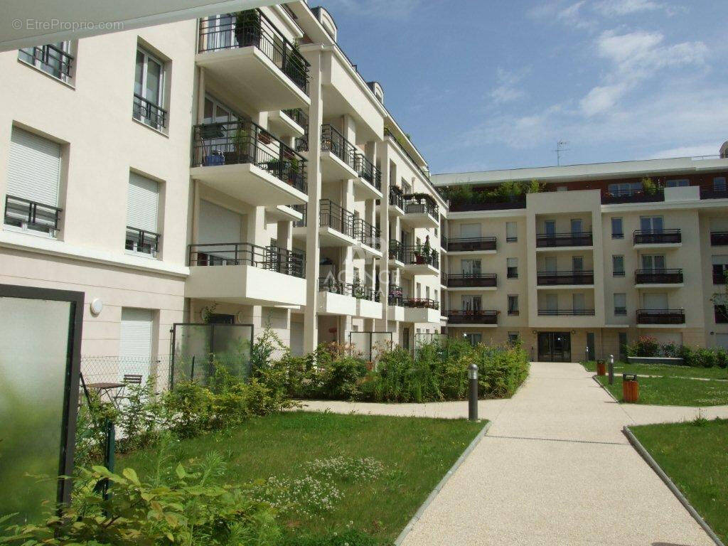 Appartement à CARRIERES-SOUS-POISSY