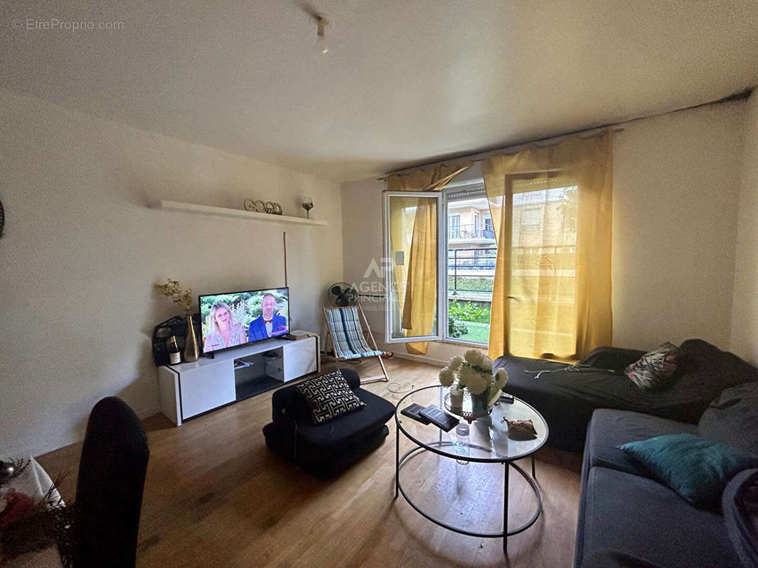 Appartement à CARRIERES-SOUS-POISSY