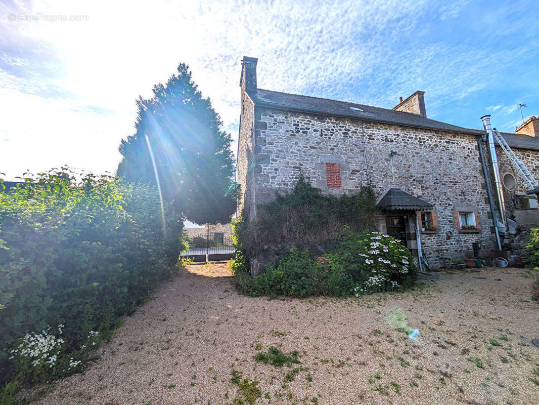 Maison à MONT-DOL