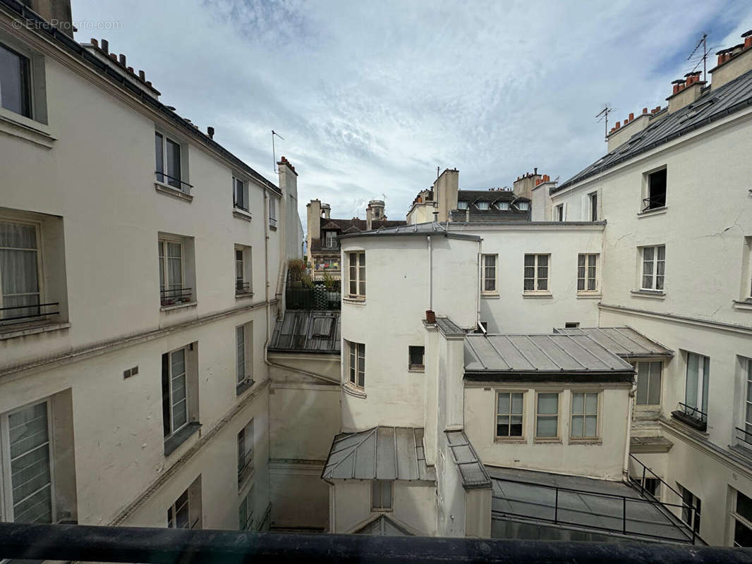 Appartement à PARIS-6E