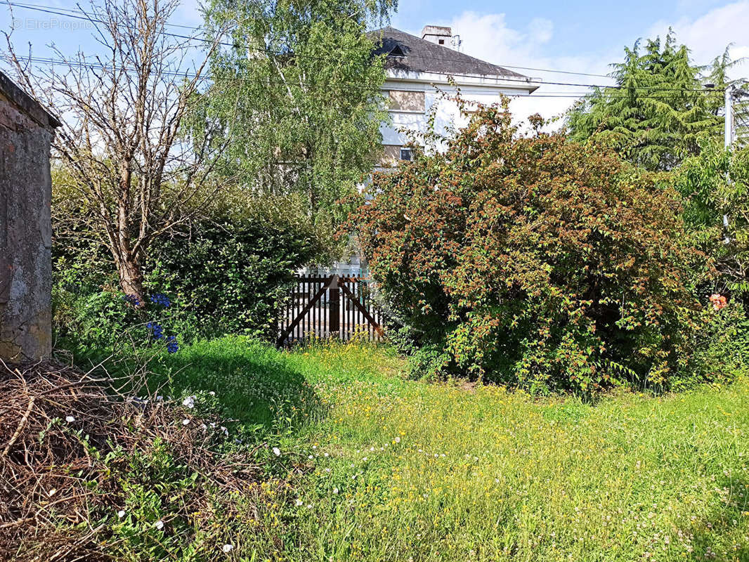 Terrain à SAINT-AIGNAN