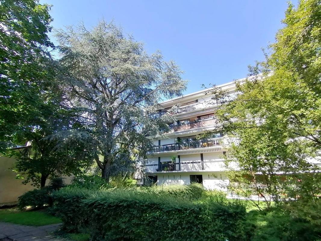 Photo 1 - Appartement à VERRIERES-LE-BUISSON