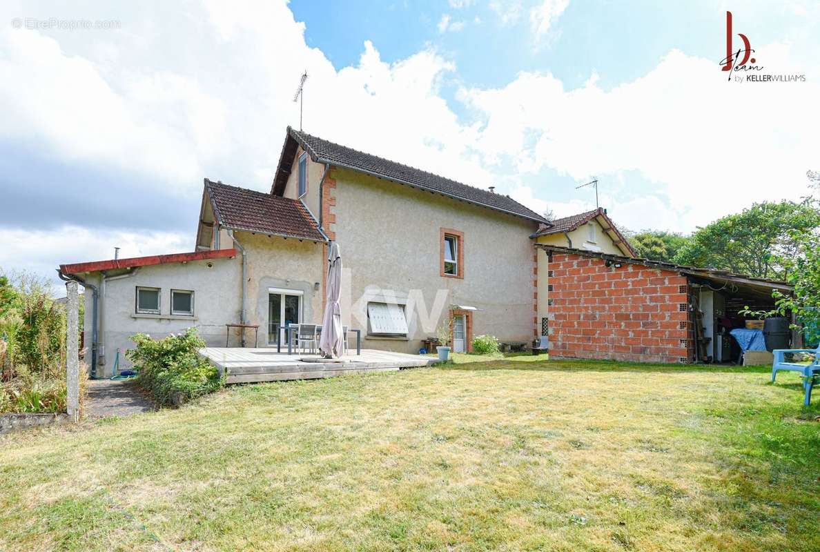 Maison à BOSMIE-L&#039;AIGUILLE