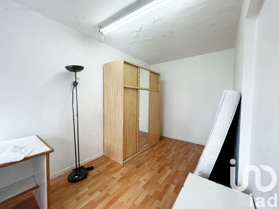 Photo 2 - Appartement à AUBERVILLIERS