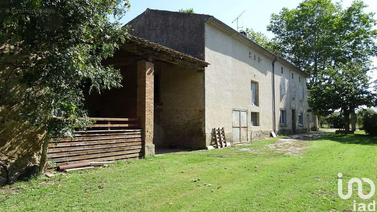 Photo 2 - Maison à CASTRES