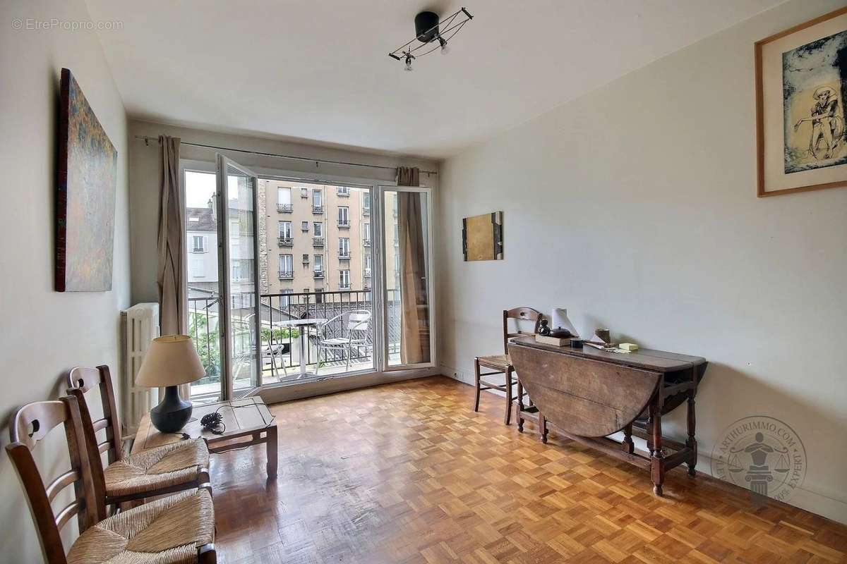 Appartement à MAISONS-ALFORT