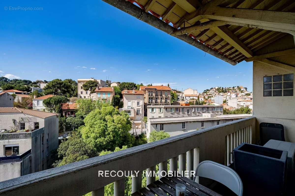 Appartement à MARSEILLE-8E