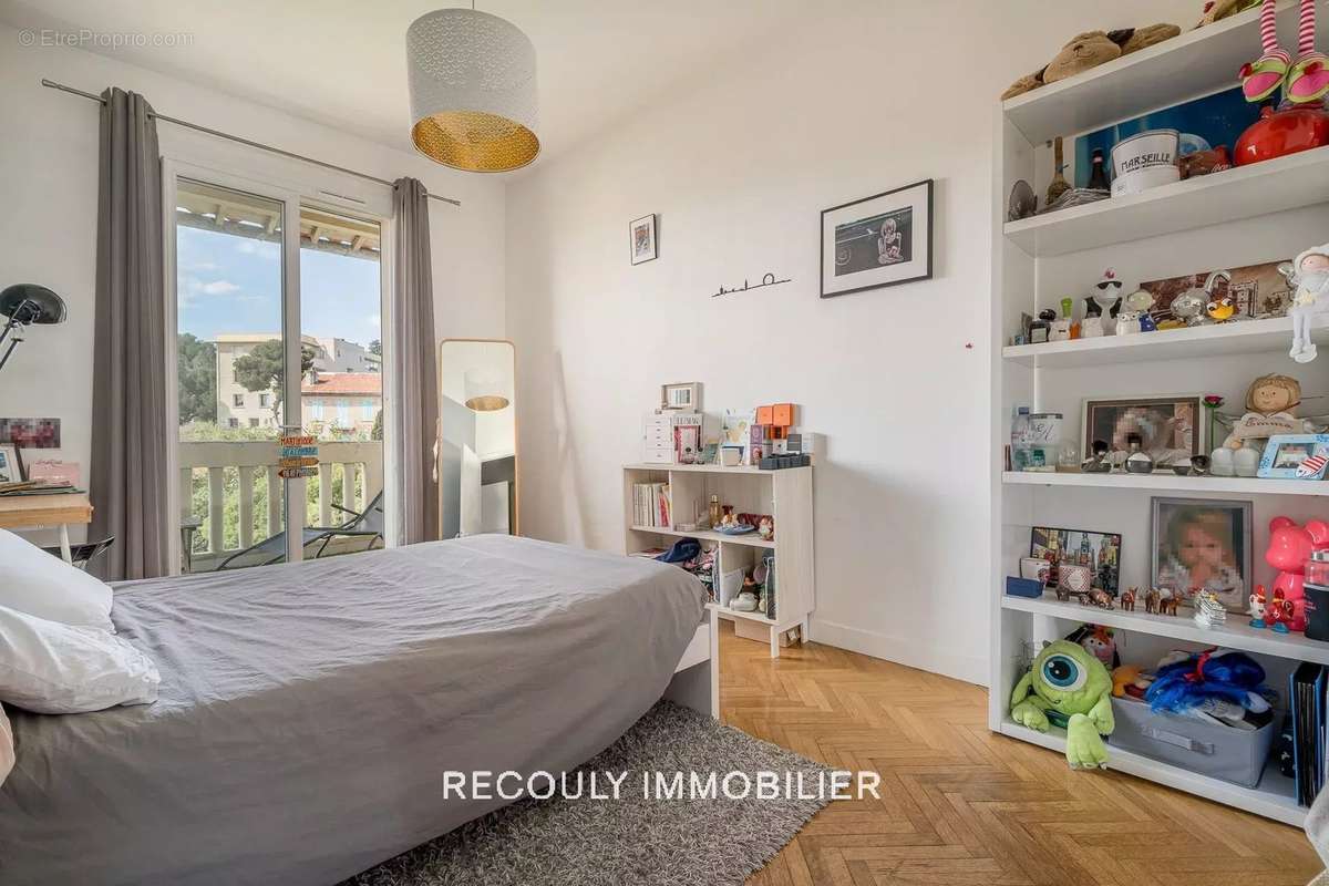 Appartement à MARSEILLE-8E