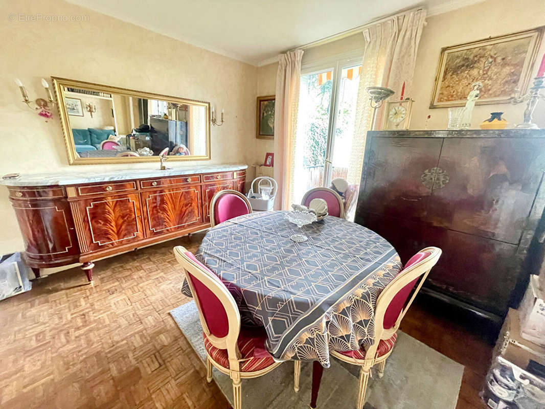 Appartement à COLOMBES