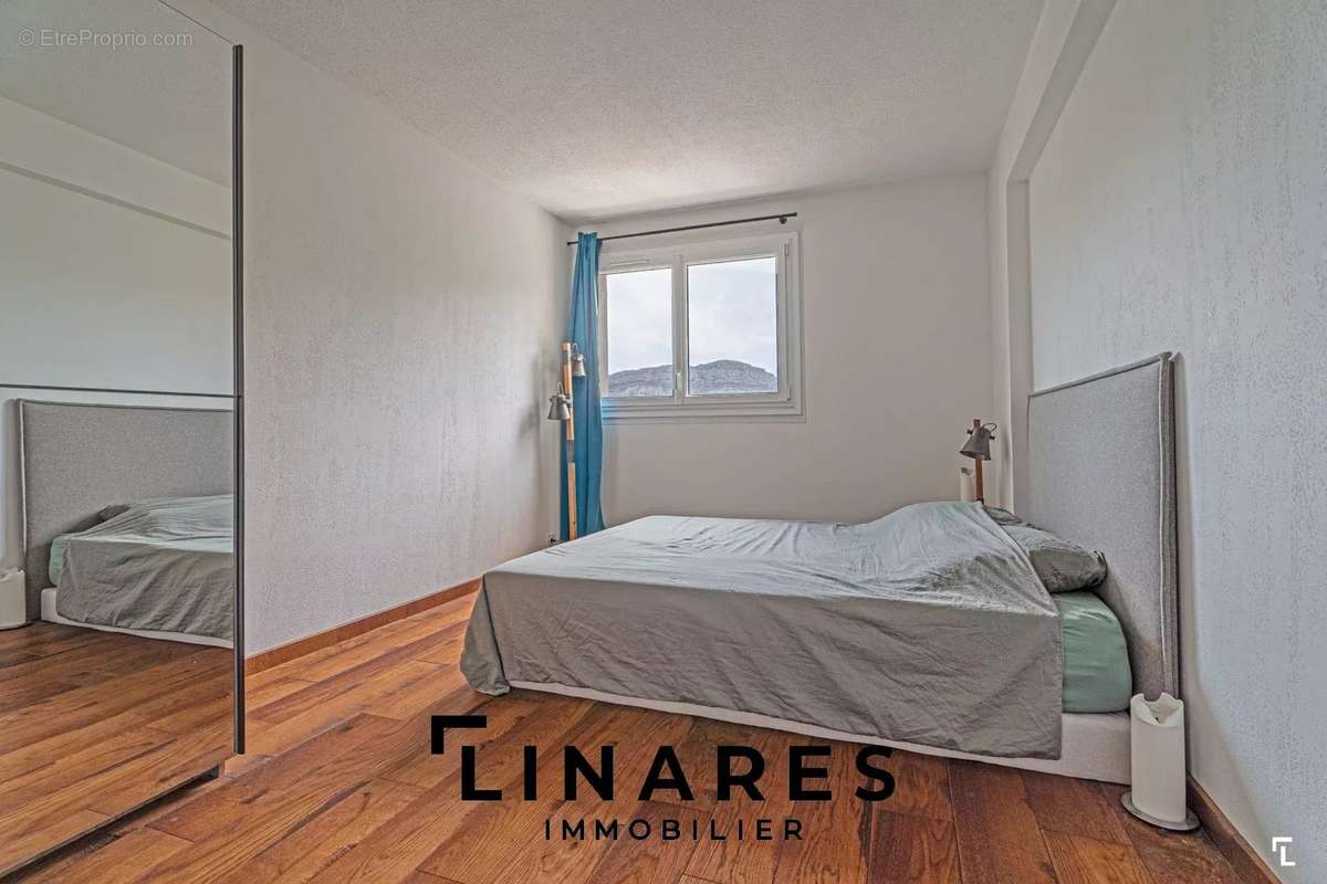 Appartement à MARSEILLE-9E