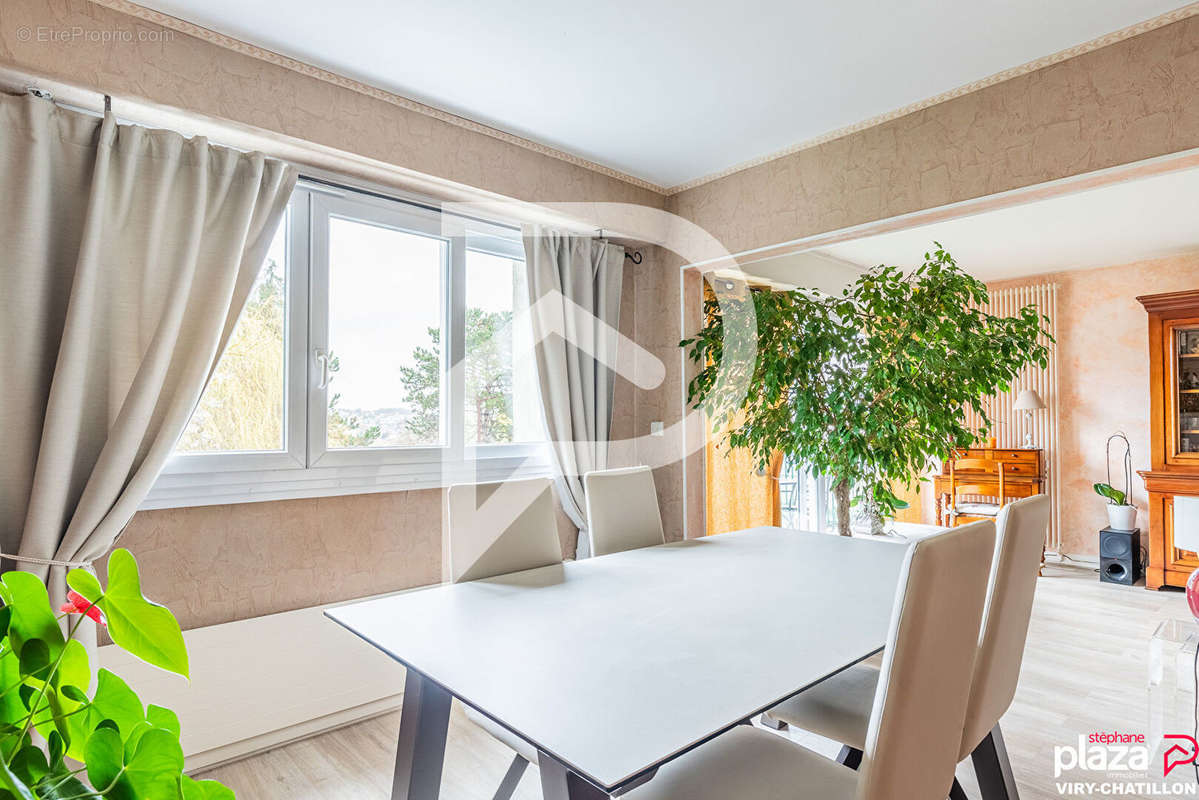 Appartement à VIRY-CHATILLON