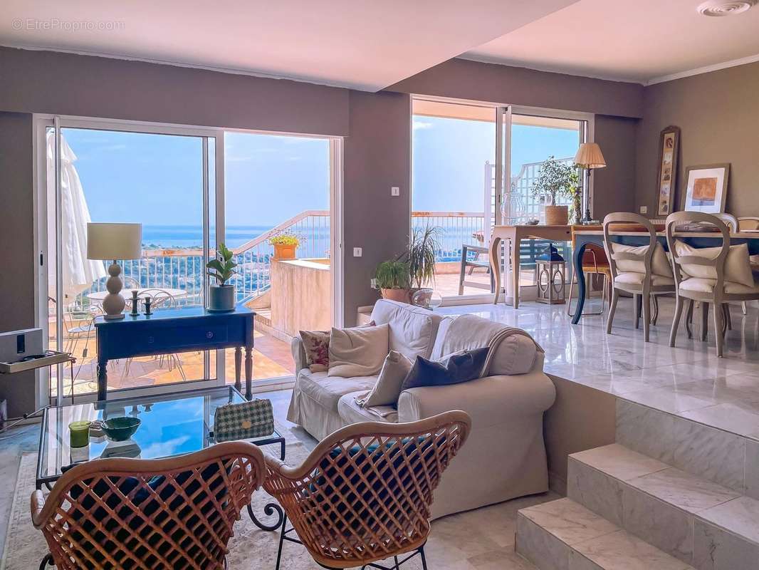 Appartement à VILLEFRANCHE-SUR-MER