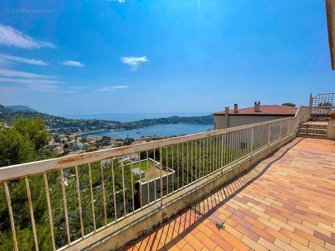 Appartement à VILLEFRANCHE-SUR-MER