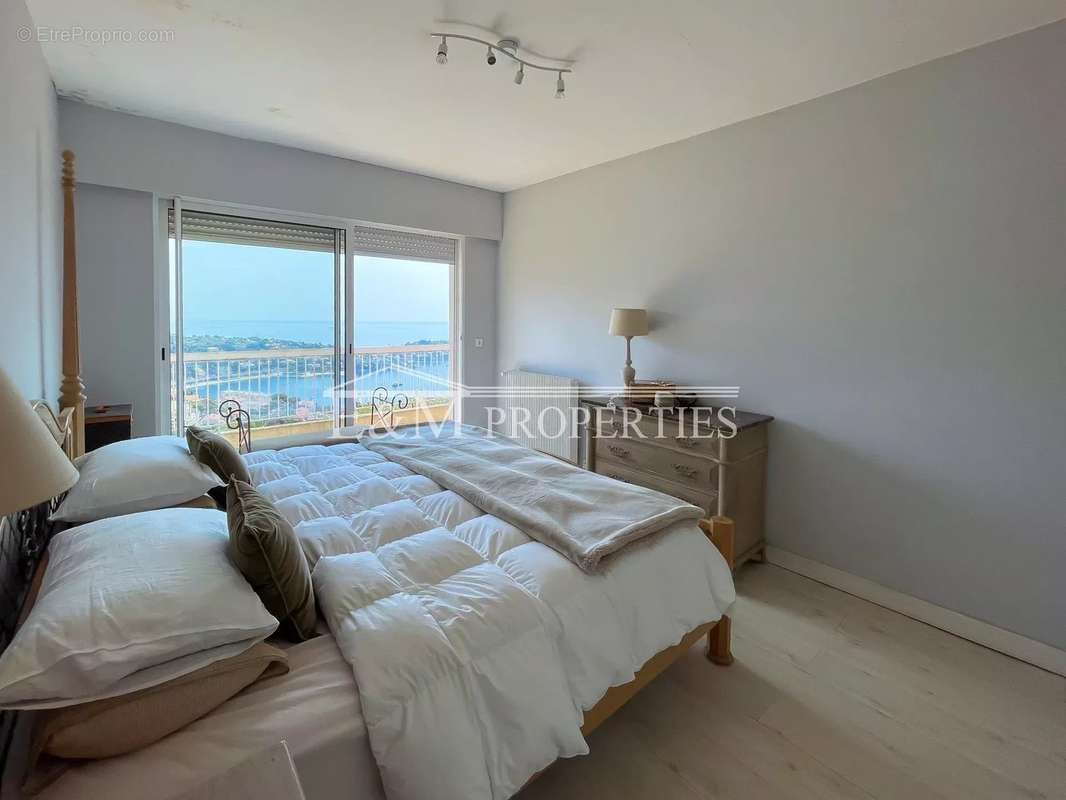 Appartement à VILLEFRANCHE-SUR-MER