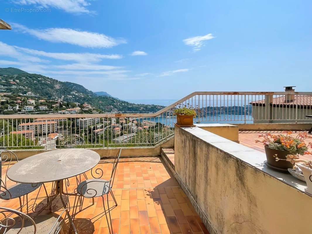 Appartement à VILLEFRANCHE-SUR-MER