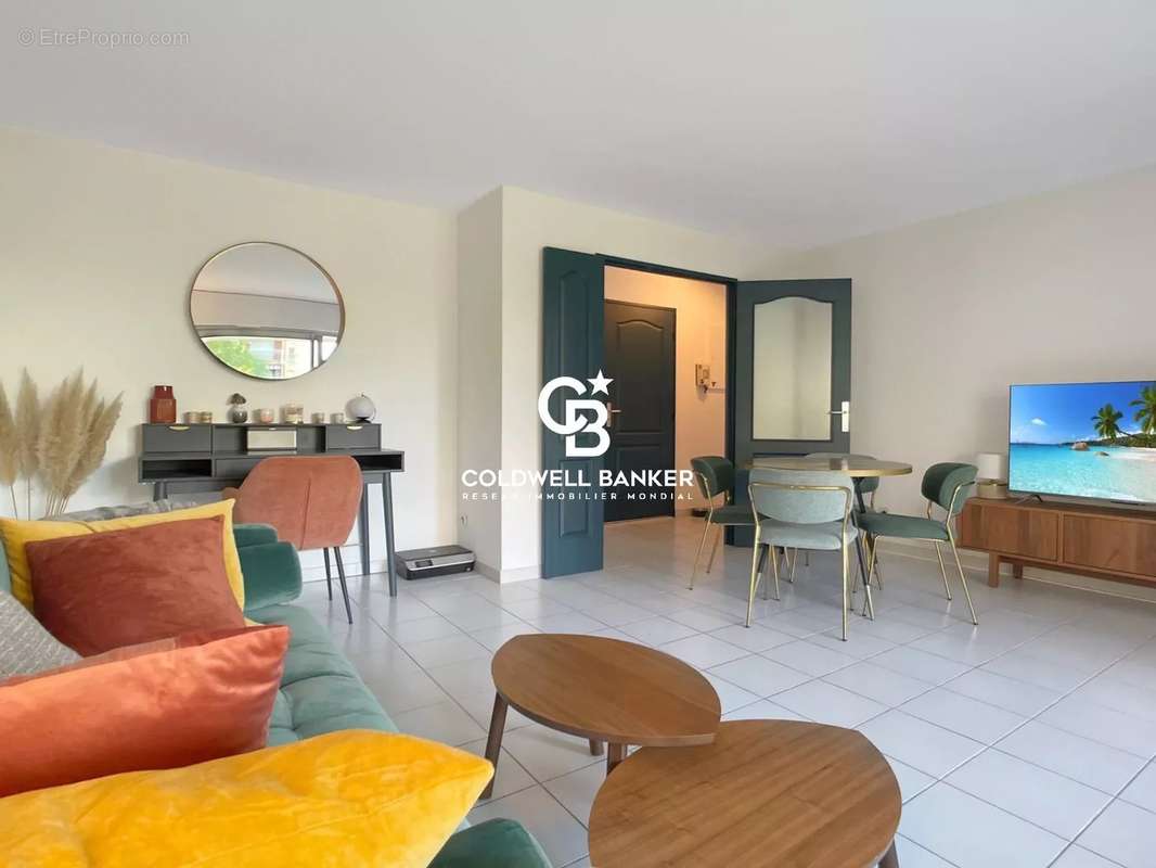 Appartement à FREJUS