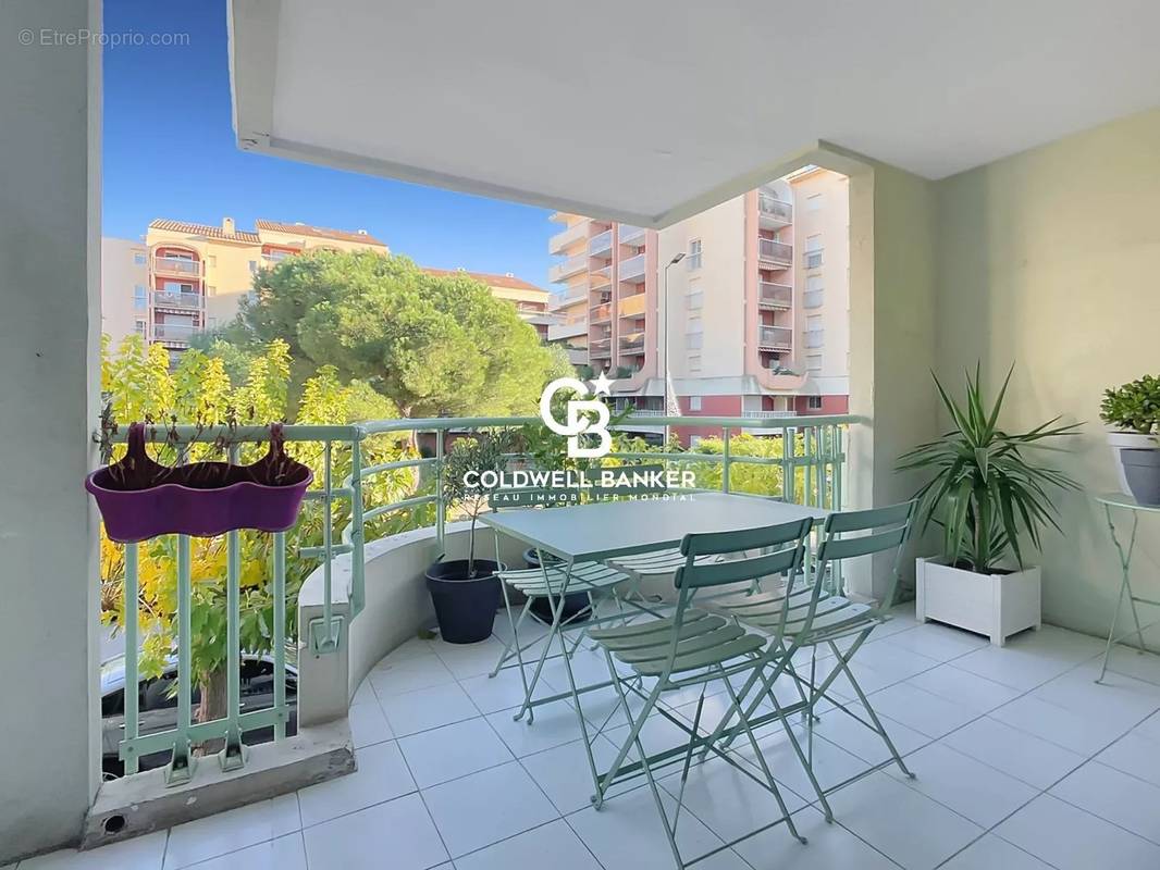 Appartement à FREJUS