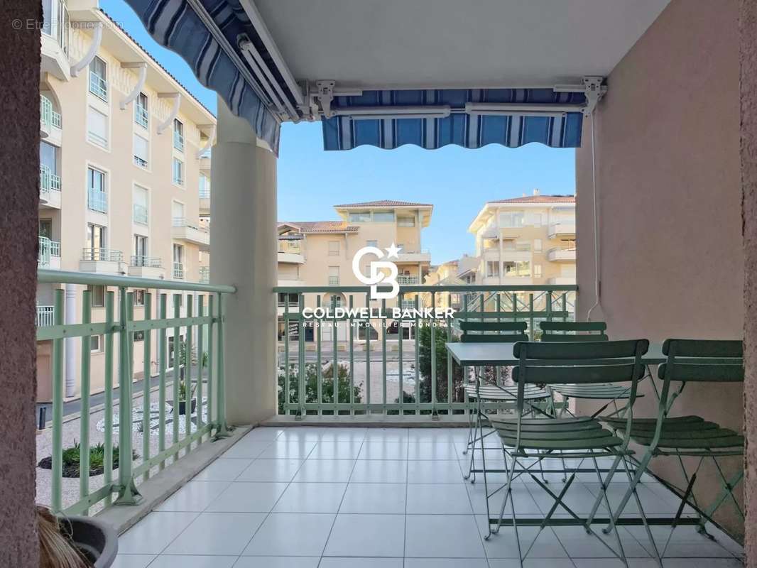 Appartement à FREJUS