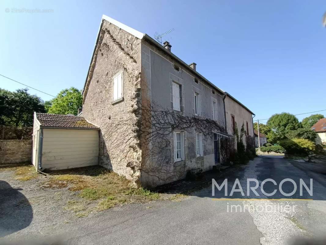 Maison à AUBUSSON