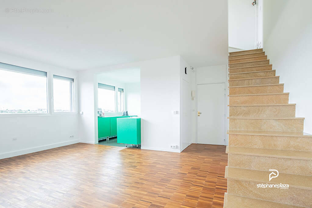 Appartement à BOURG-LA-REINE