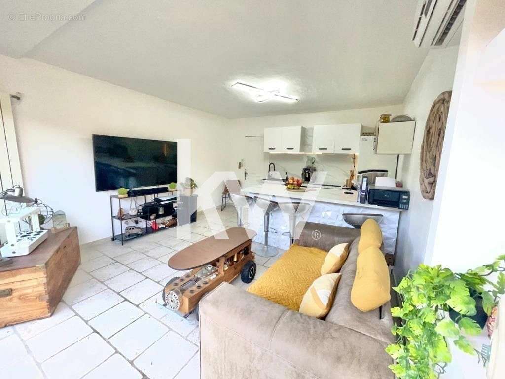 Appartement à FREJUS