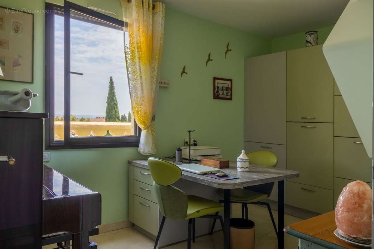 Appartement à HYERES