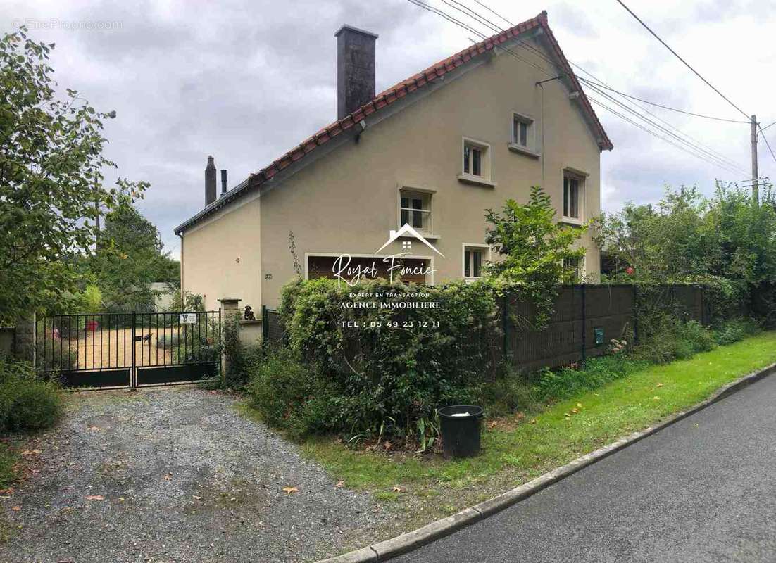 Maison à BOURGUEIL