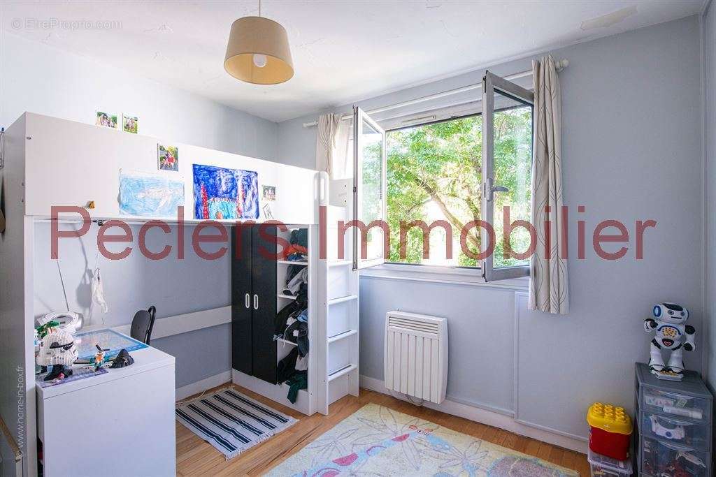 Appartement à RUEIL-MALMAISON