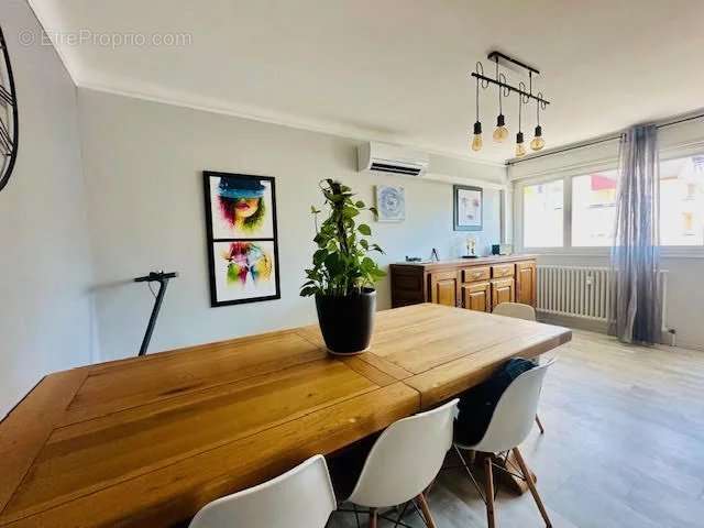 Appartement à AIX-LES-BAINS