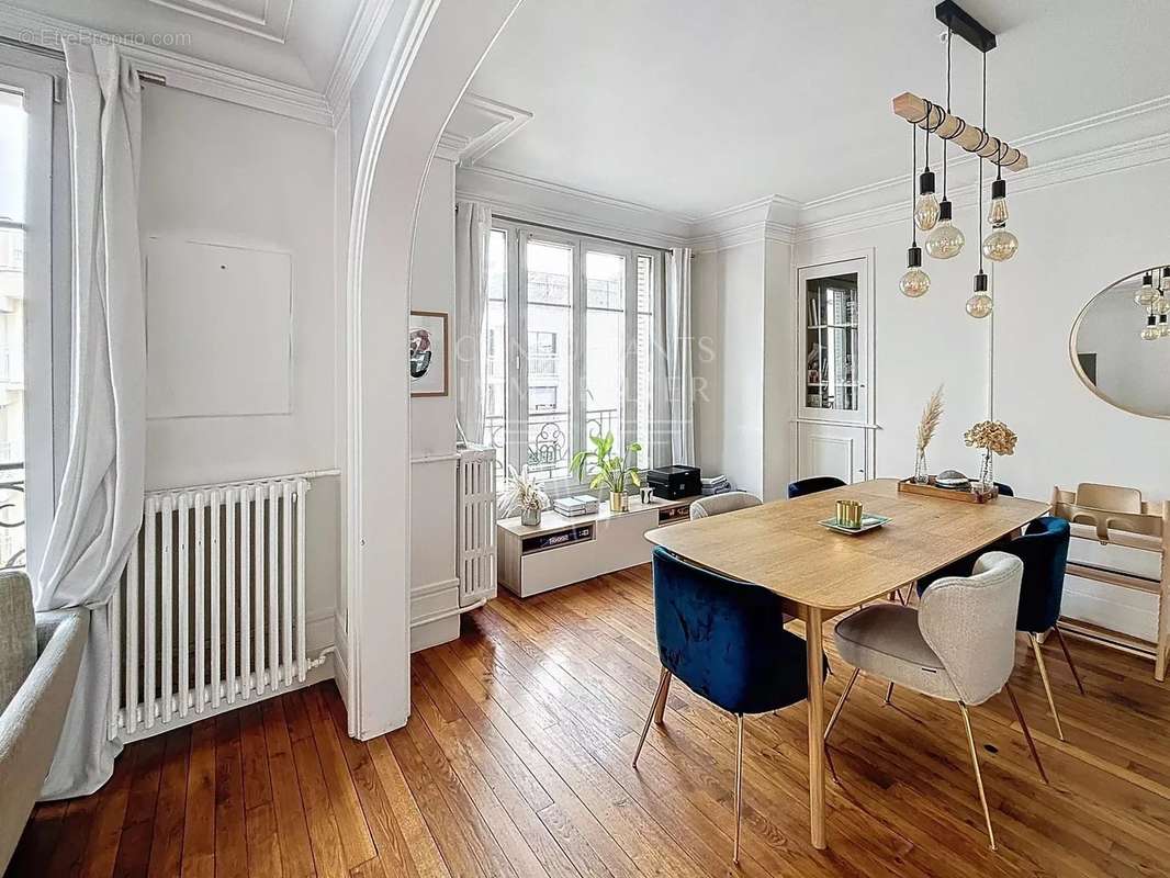 Appartement à NEUILLY-SUR-SEINE