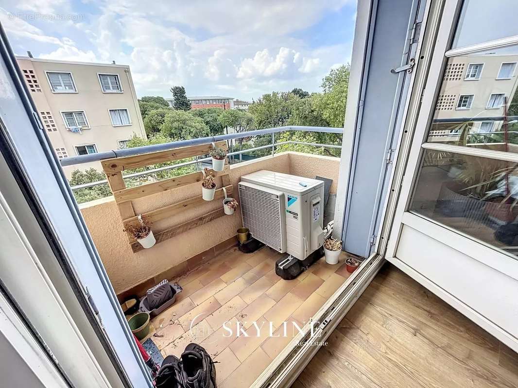 Appartement à MARSEILLE-12E